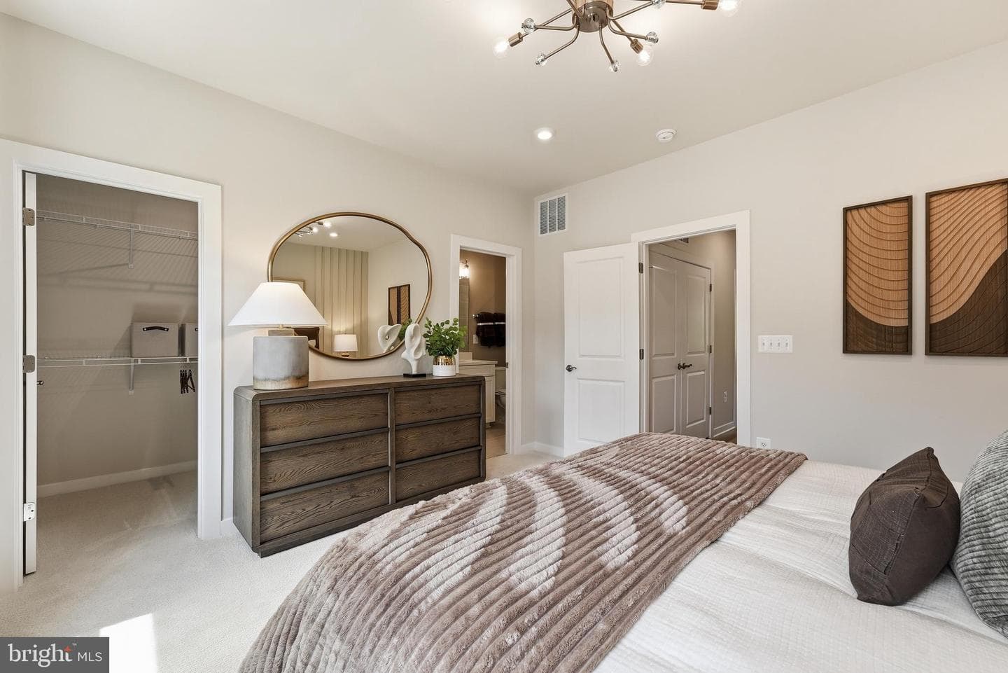 3628 Agate Street photo 22