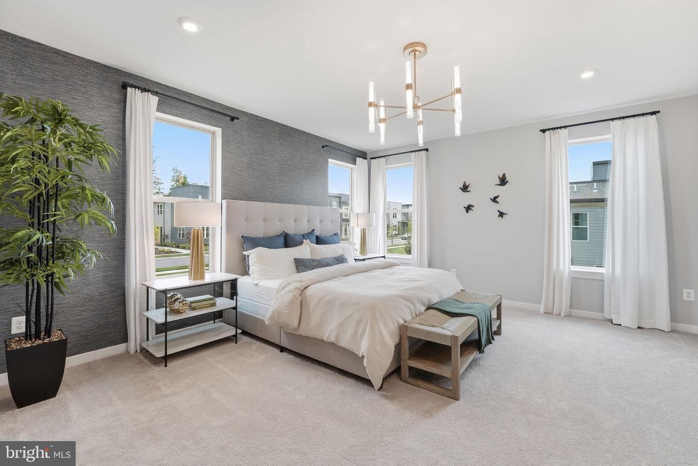 14047 Onyx Street photo 19