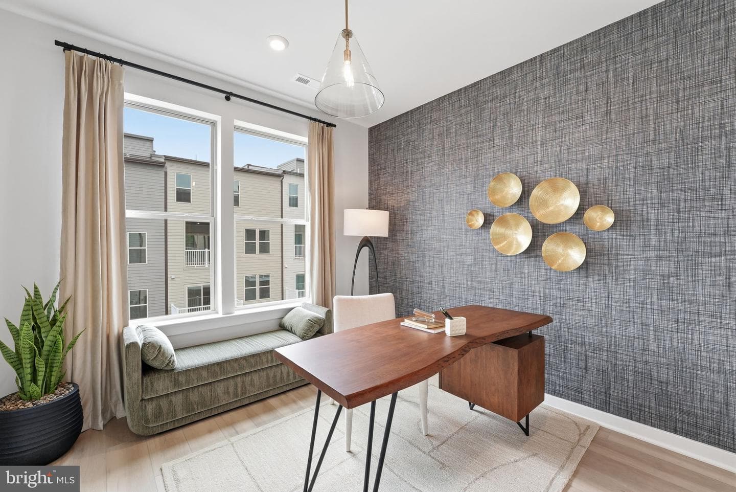 14047 Onyx Street photo 28