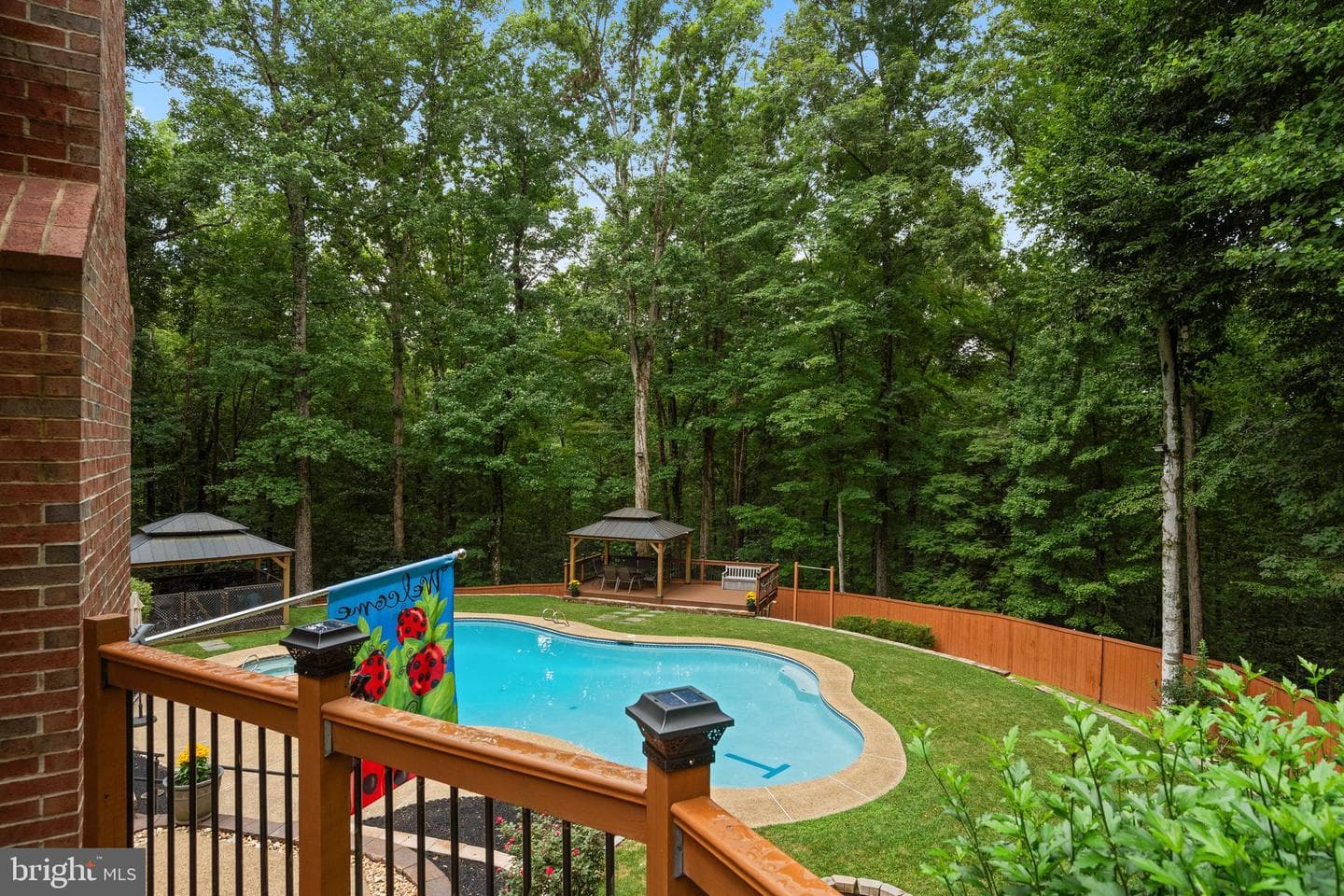 6161 Hemlock Court photo 18