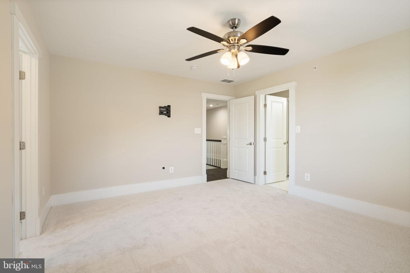 17136 Gullwing Drive photo 31