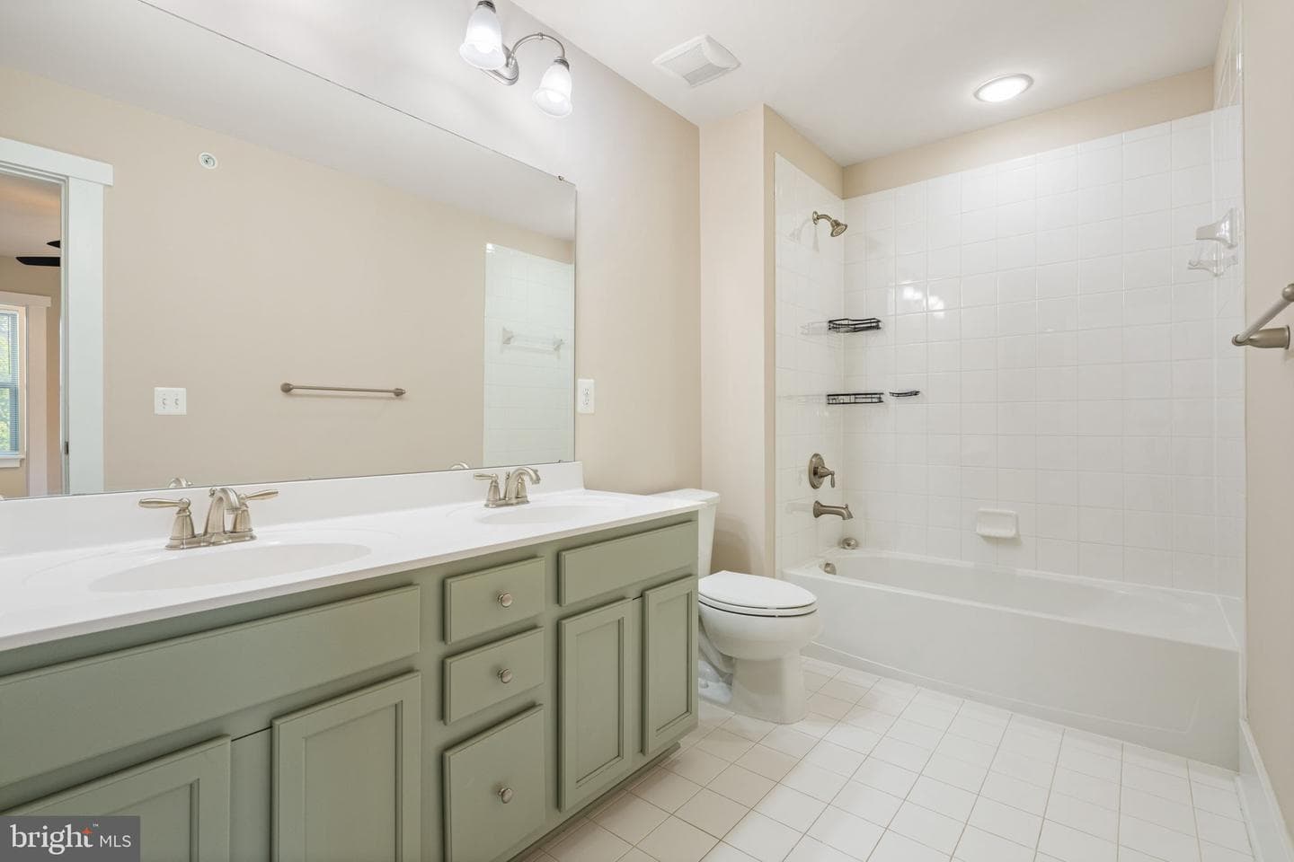 17136 Gullwing Drive photo 32