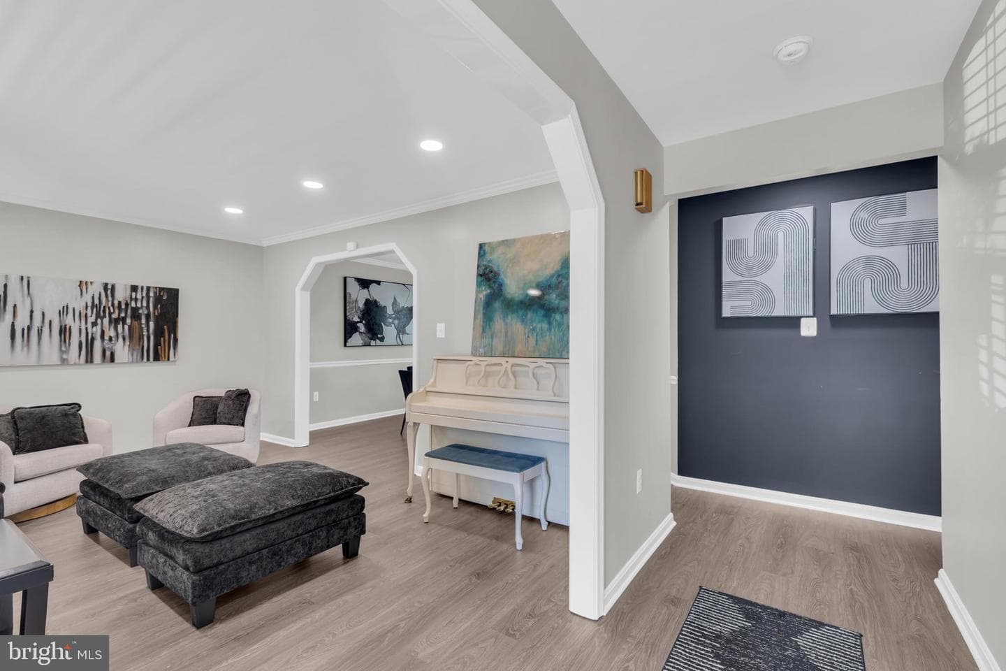 6114 Oust Lane photo 4