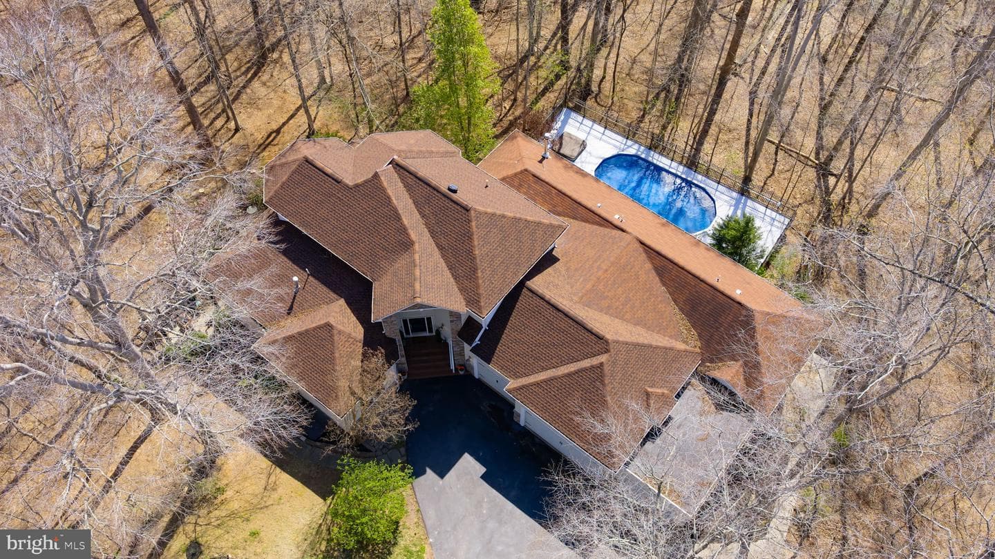 8701 Sinclair Mill Road photo 108