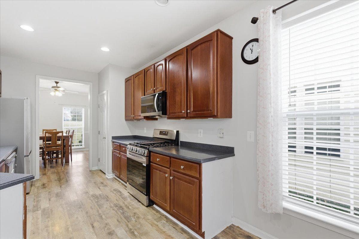 17037 Loftridge Ln photo 13