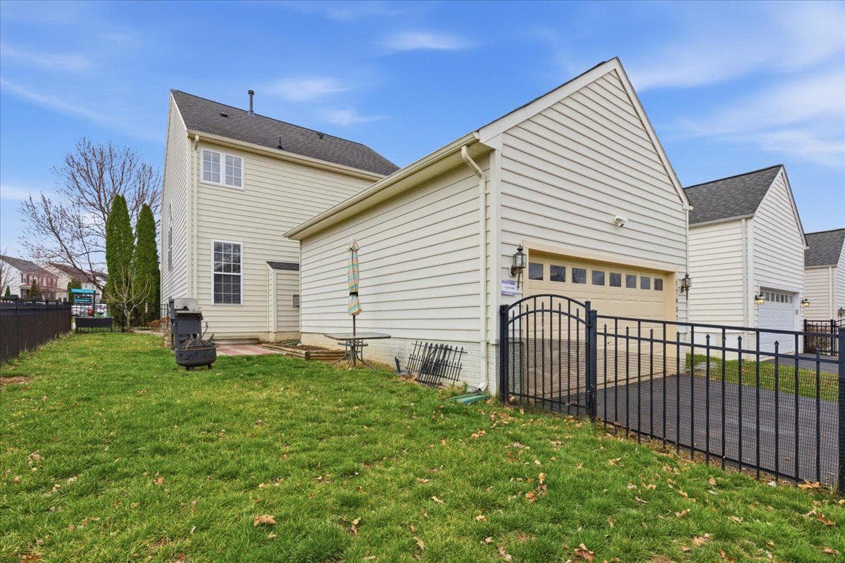 17037 Loftridge Ln photo 48