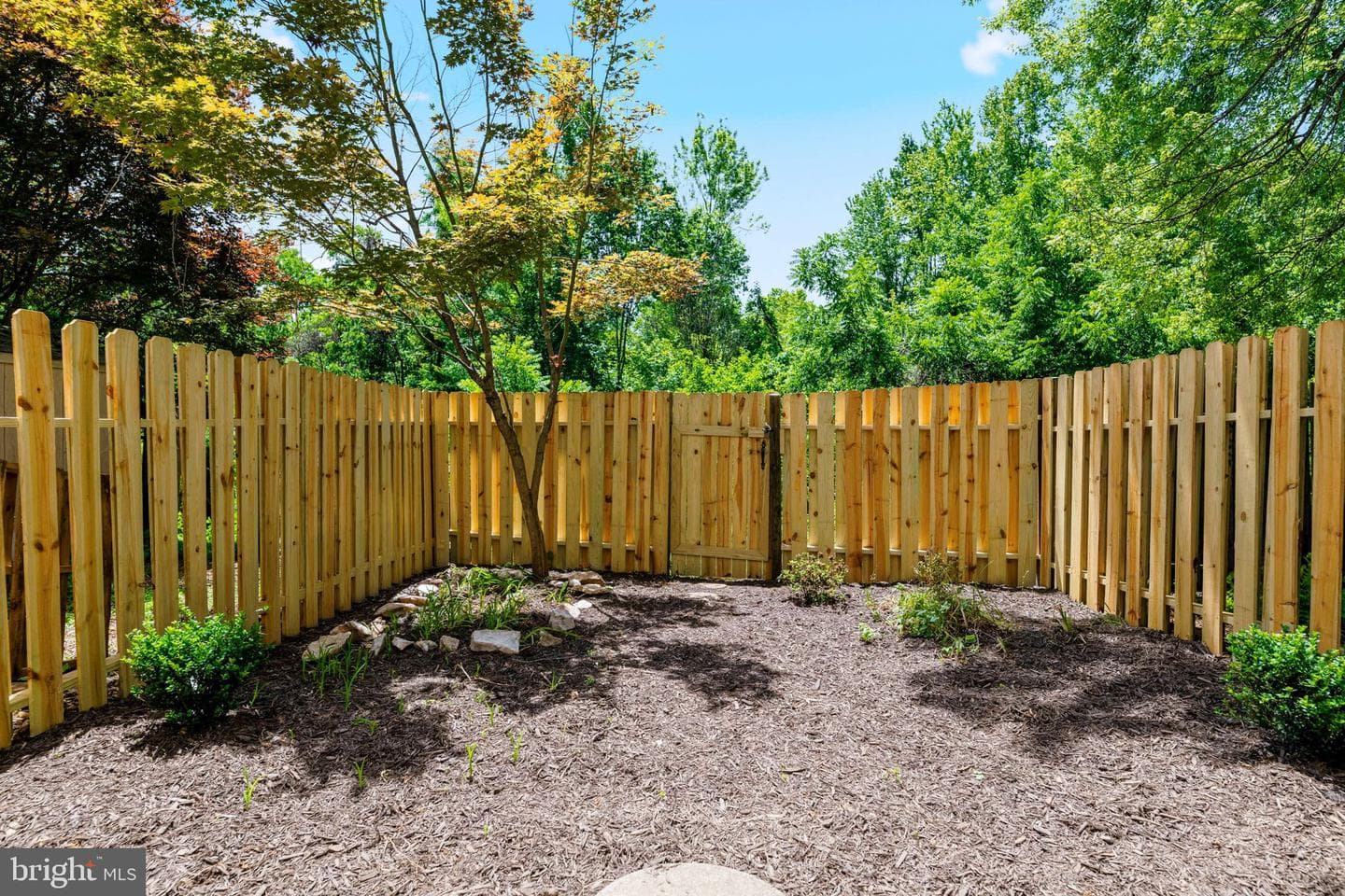 15252 Cloverdale Road photo 35