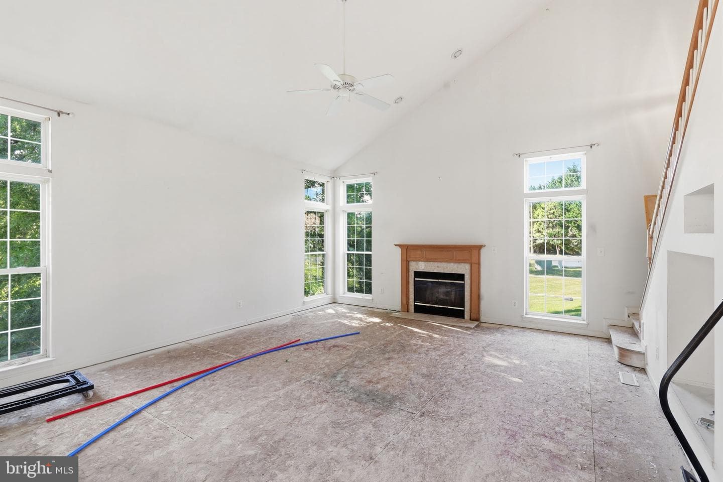 1595 Heron Way photo 18