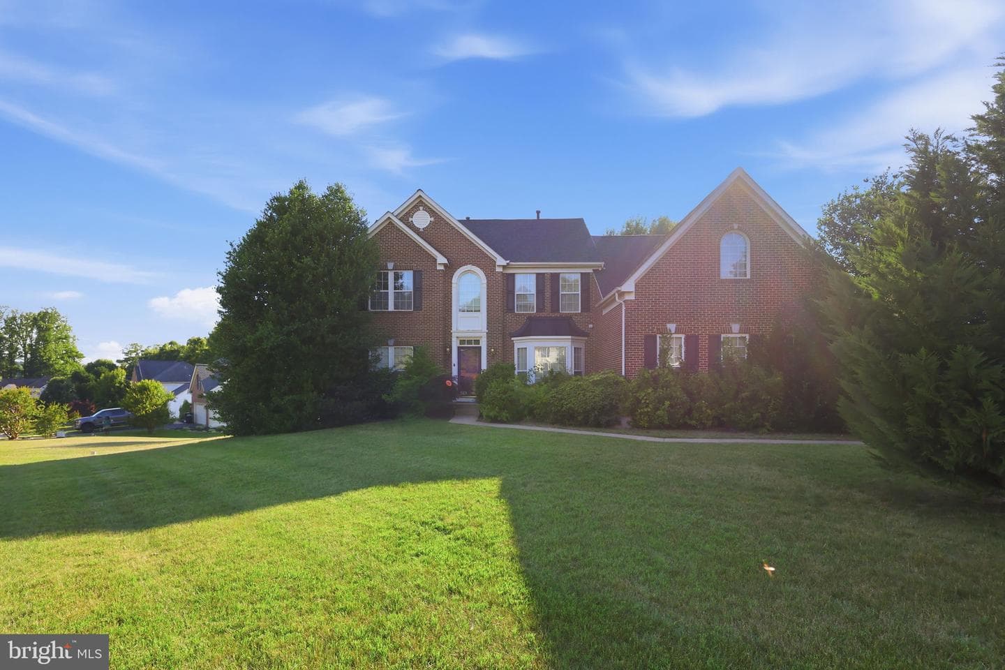 1595 Heron Way photo 3