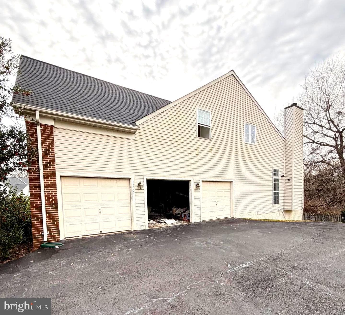 1595 Heron Way photo 37