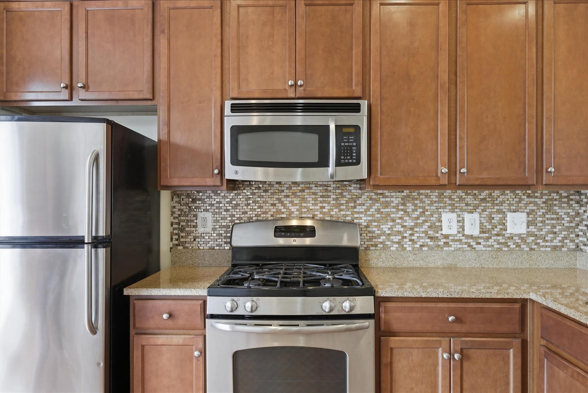 15704 John Diskin Circle photo 10