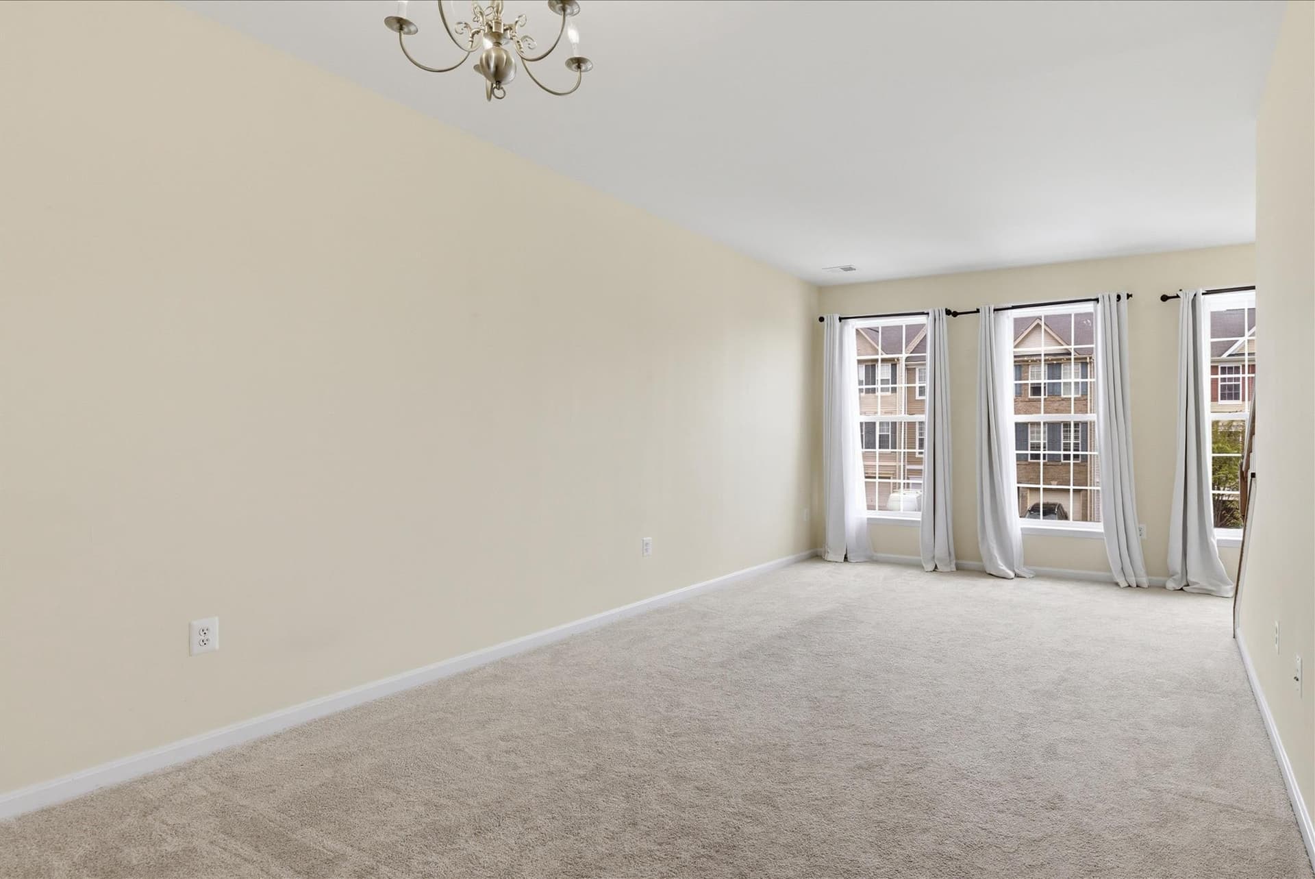 15704 John Diskin Circle photo 12