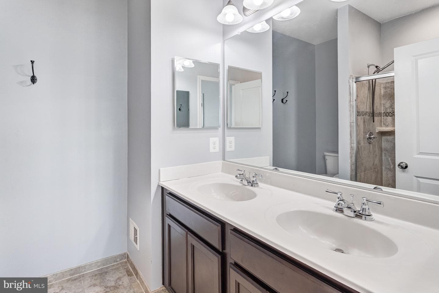 4504 Potomac Highlands Circle photo 15