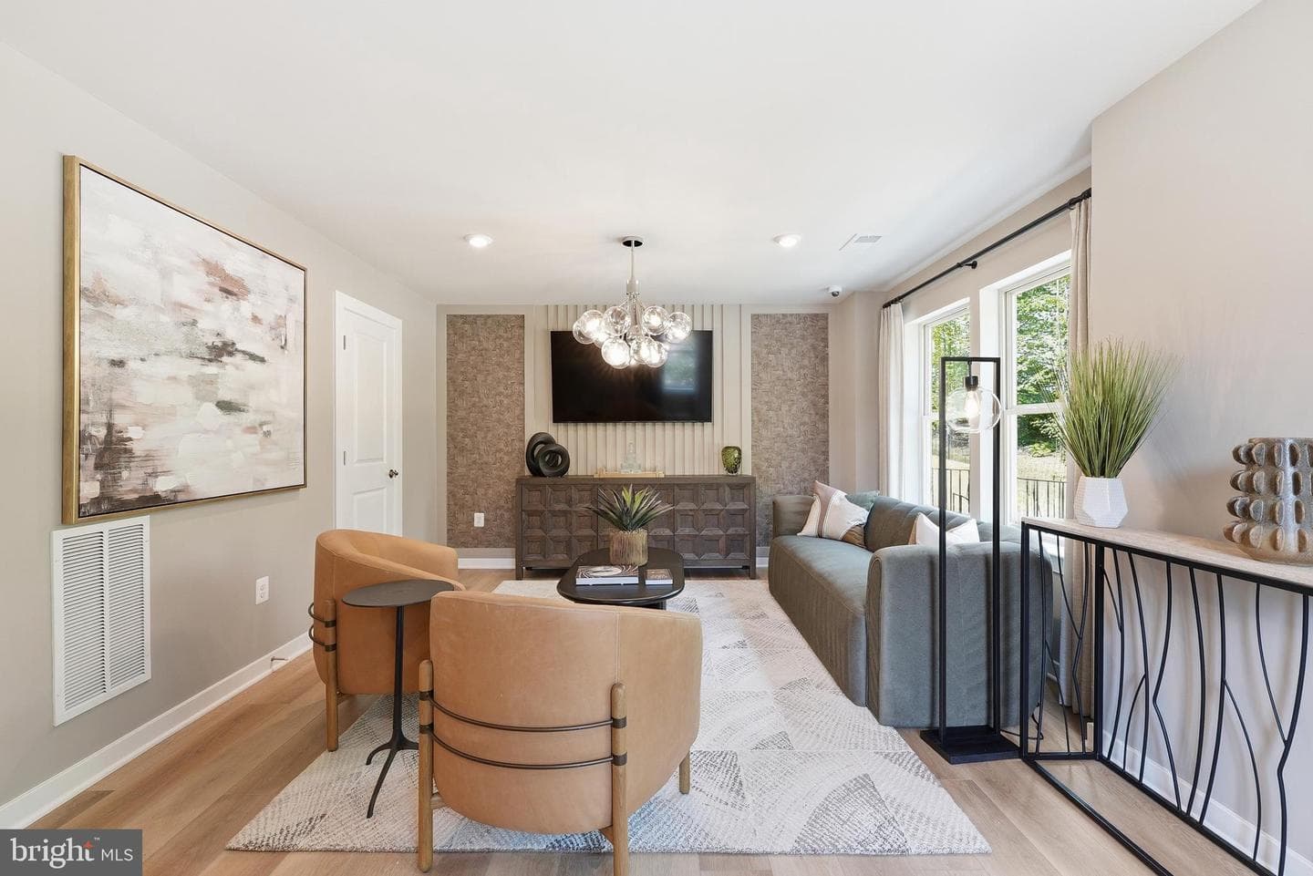14186 Slate Street photo 4