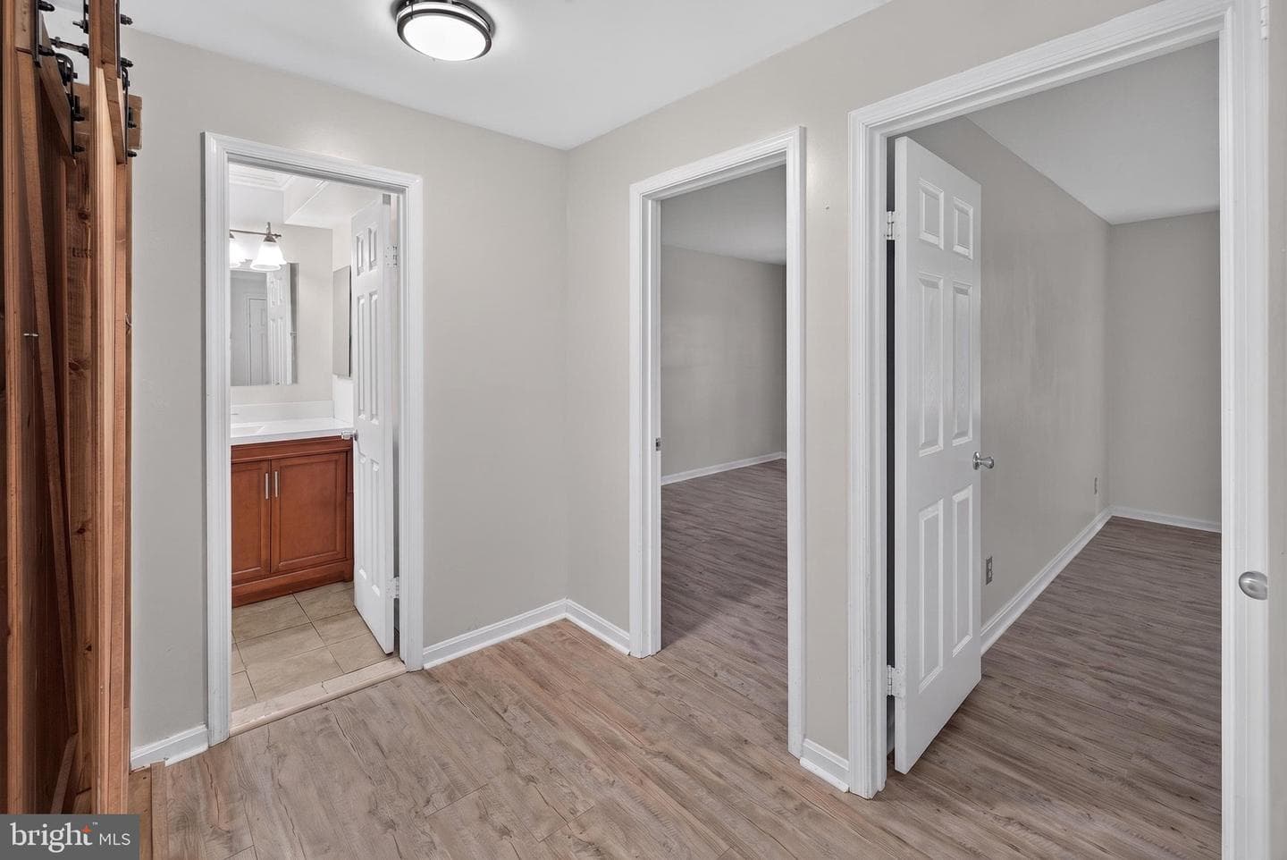 12585 Kempston Lane photo 20