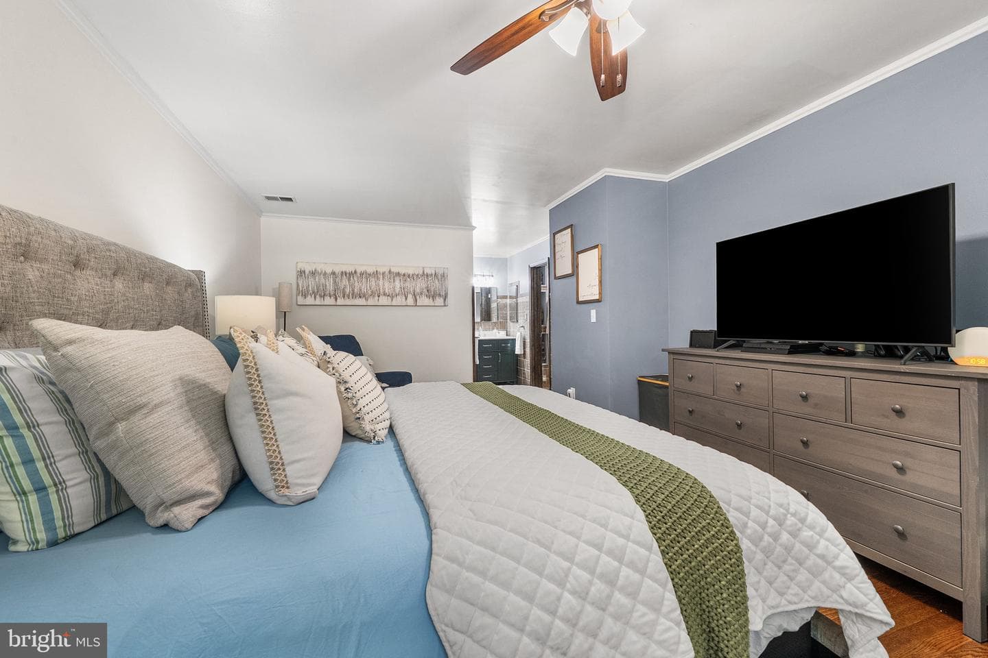 13015 Caton Place photo 33