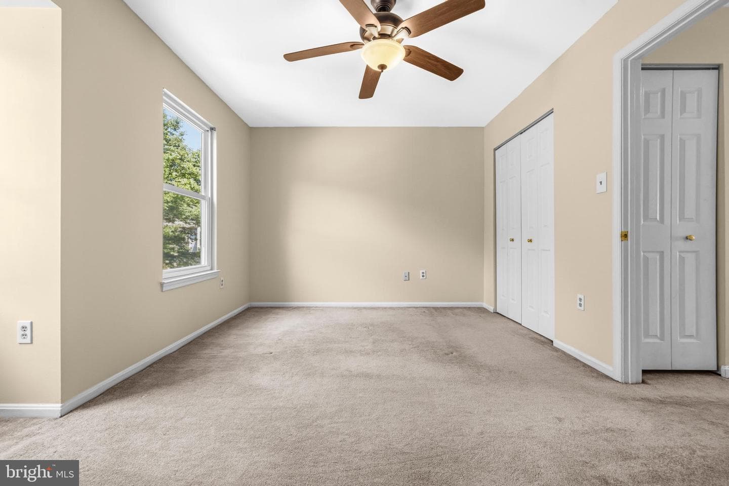 15203 Valley Stream Drive photo 17
