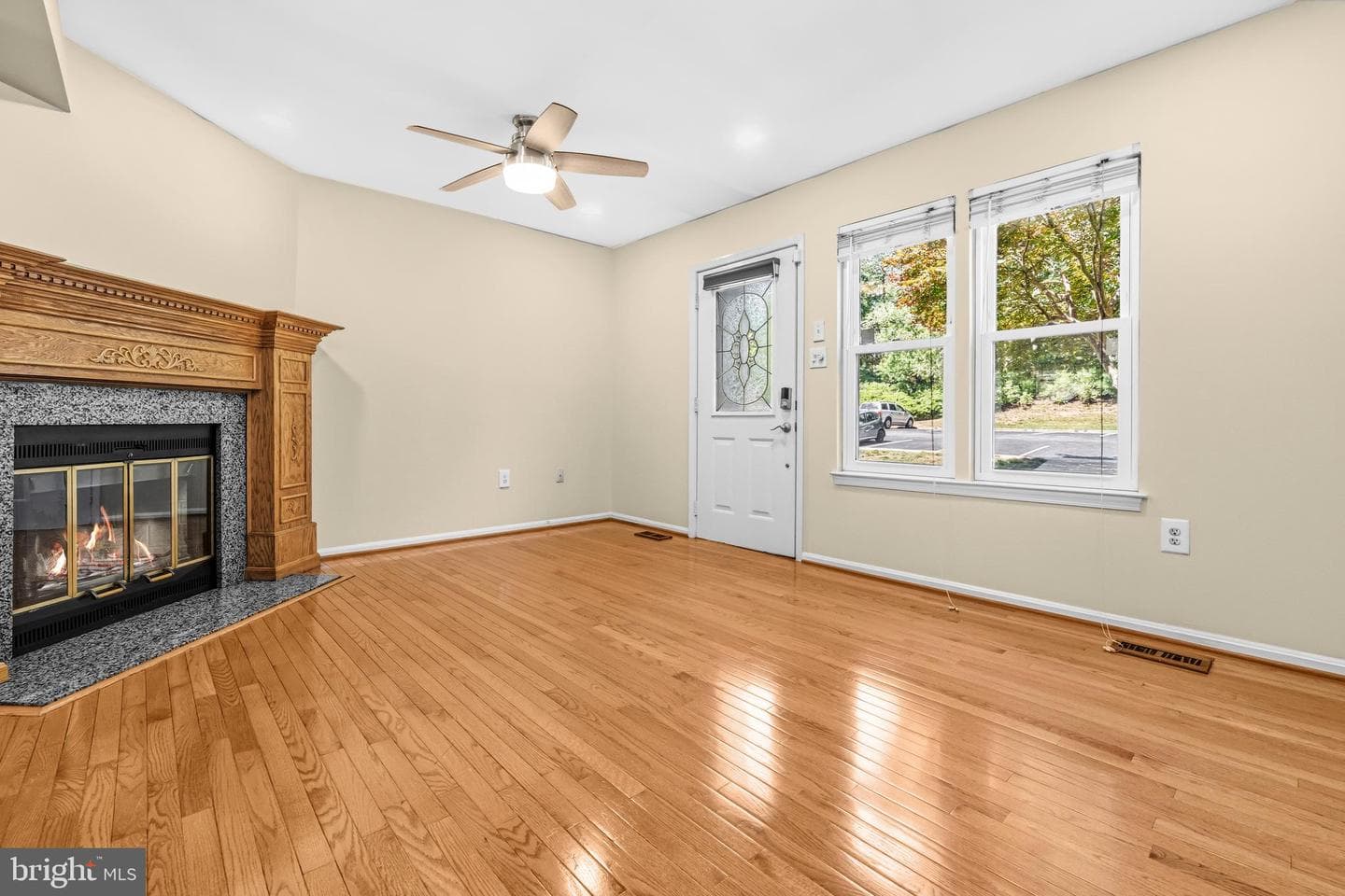 15203 Valley Stream Drive photo 6