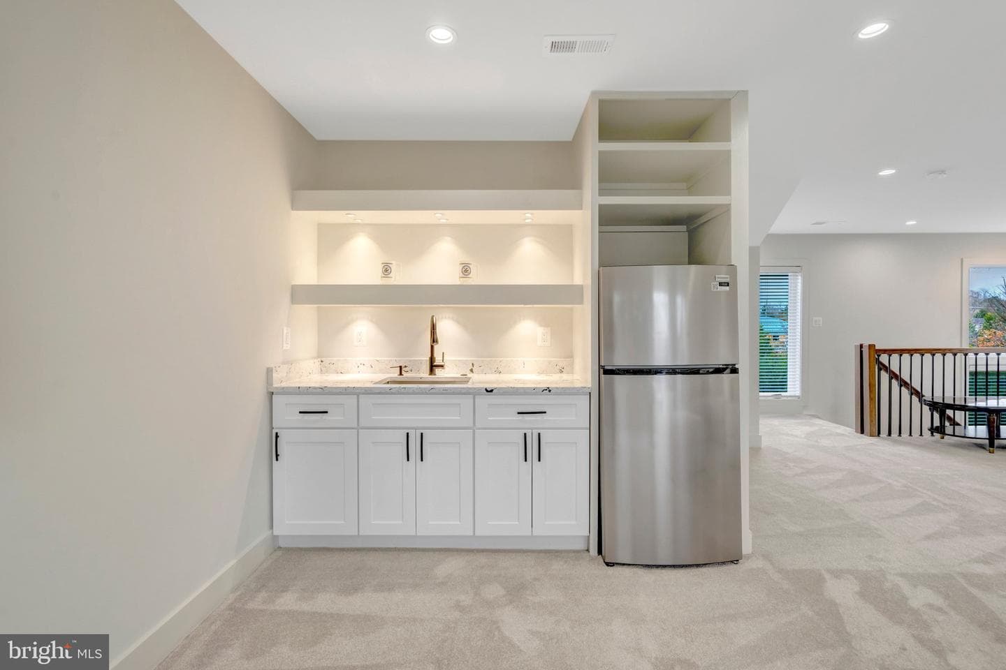 8709 Yorkshire Lane photo 10