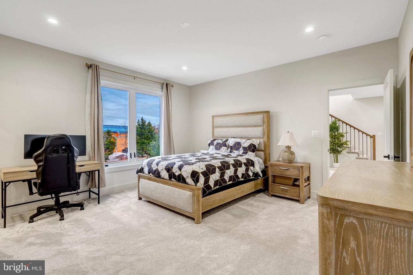 8709 Yorkshire Lane photo 16