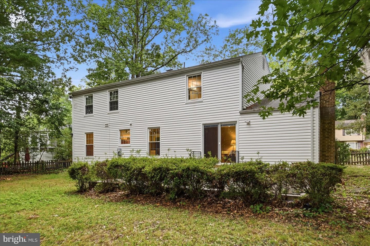 15923 Dolphin Drive photo 18