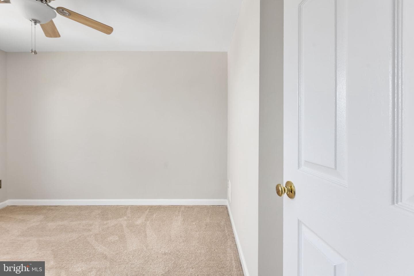 12894 Effingham Court photo 27