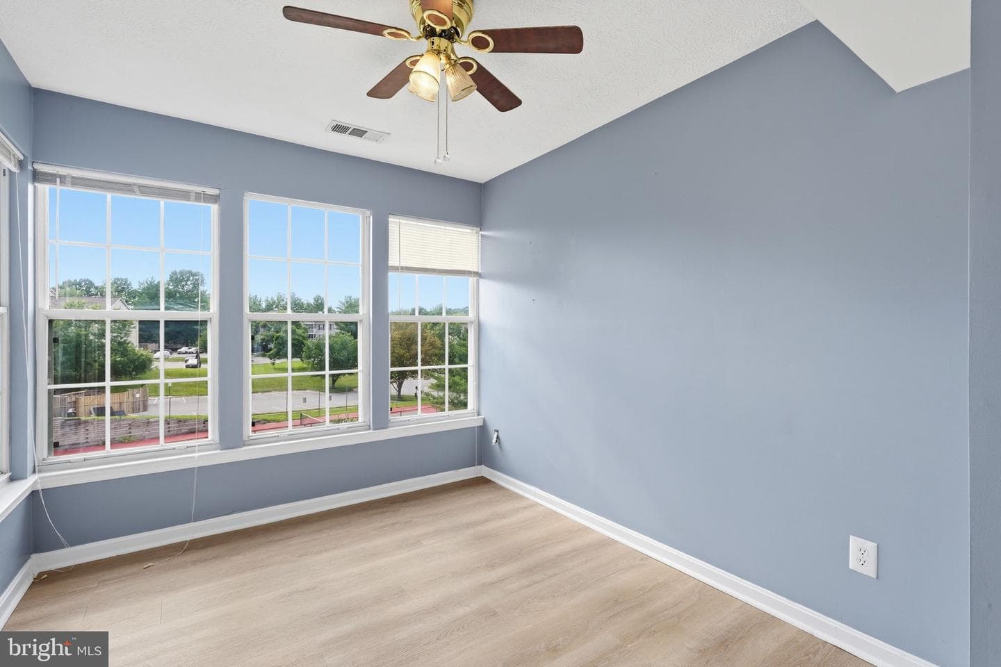 3560 Sherbrooke Circle #302 photo 3