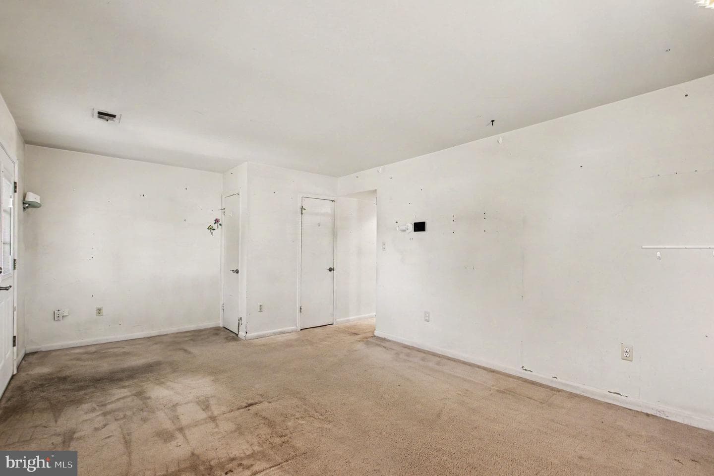 1800 Fort Pulaski Court photo 7