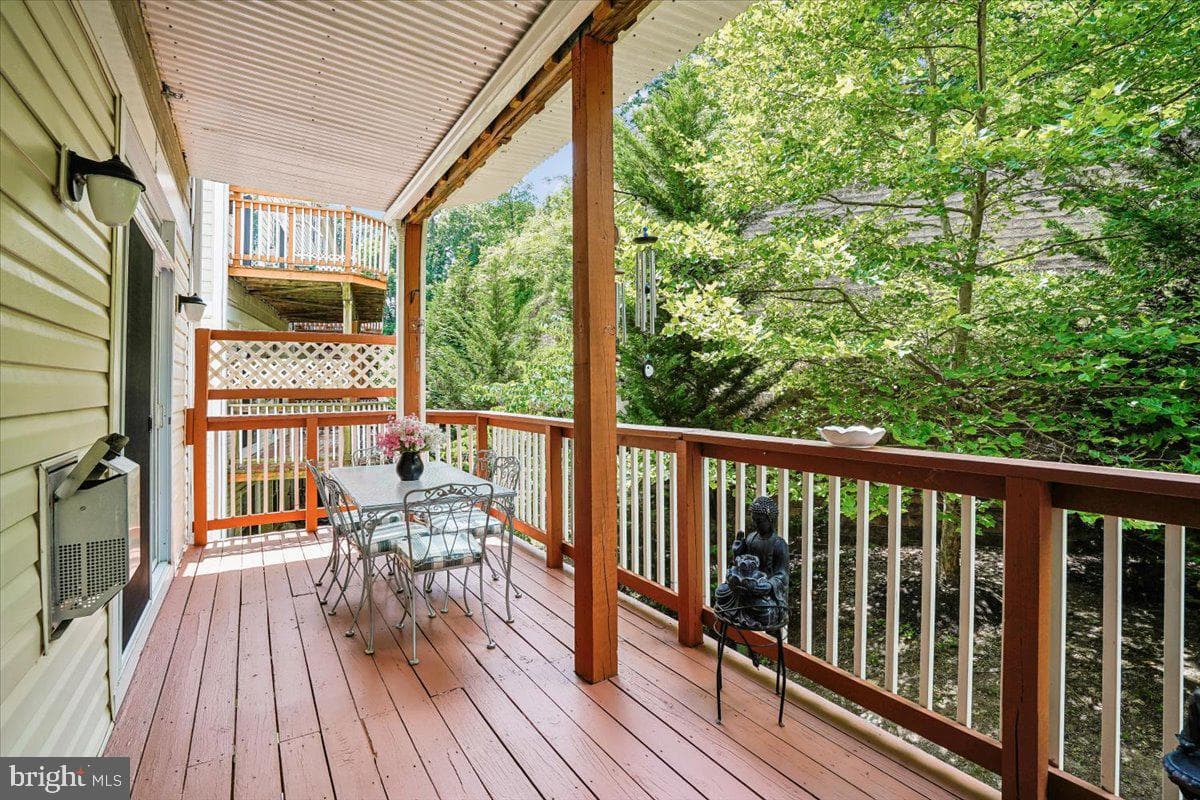 13806 Breezy Ridge Way photo 11