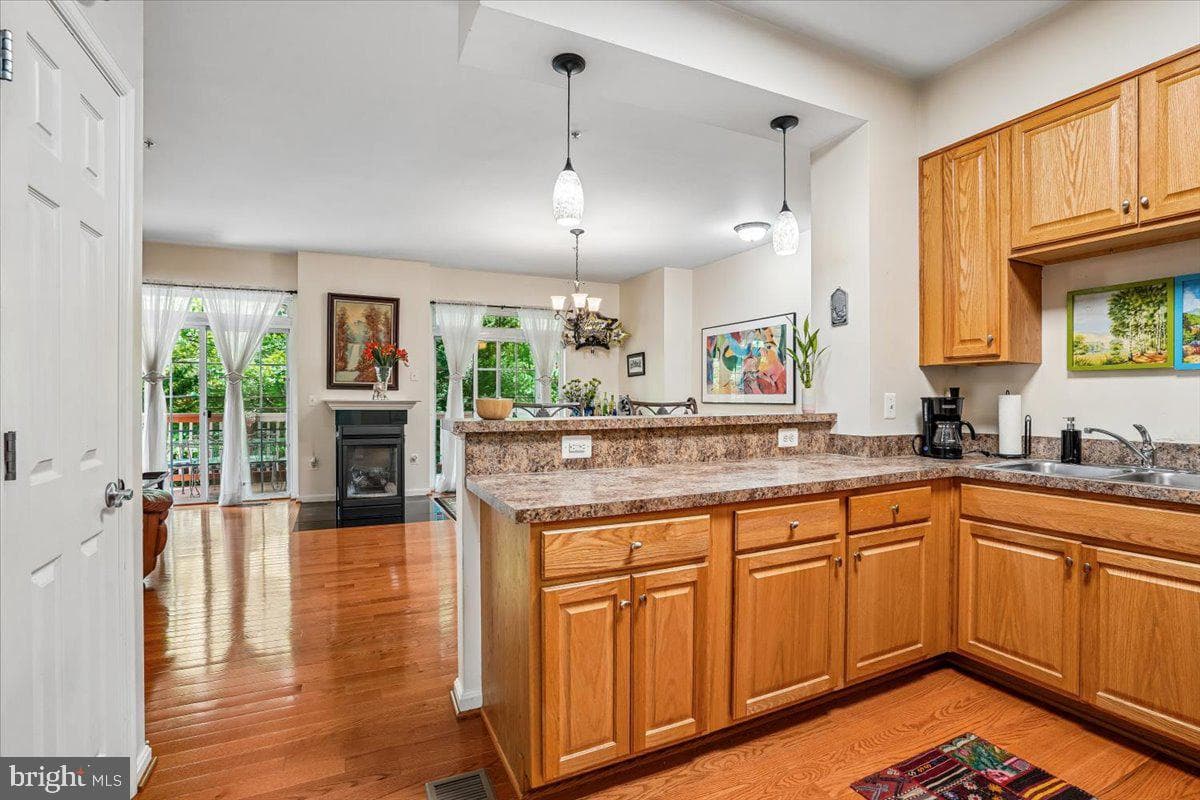 13806 Breezy Ridge Way photo 14