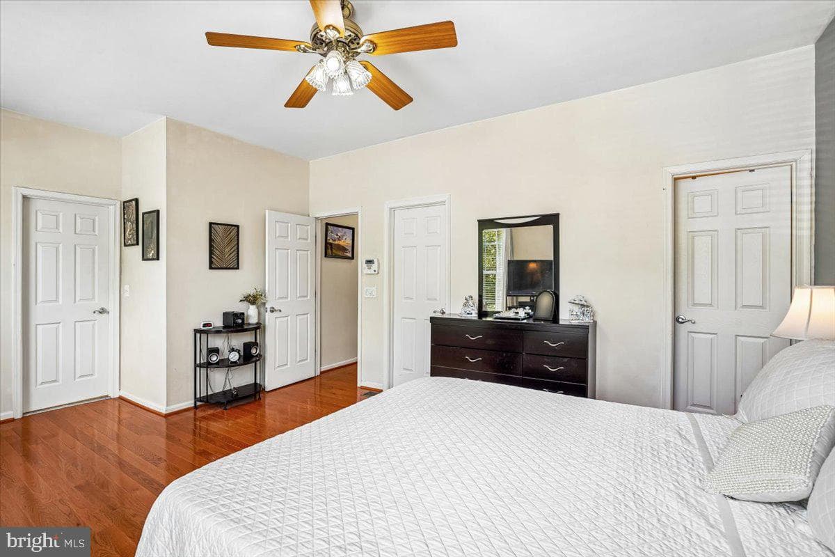 13806 Breezy Ridge Way photo 21
