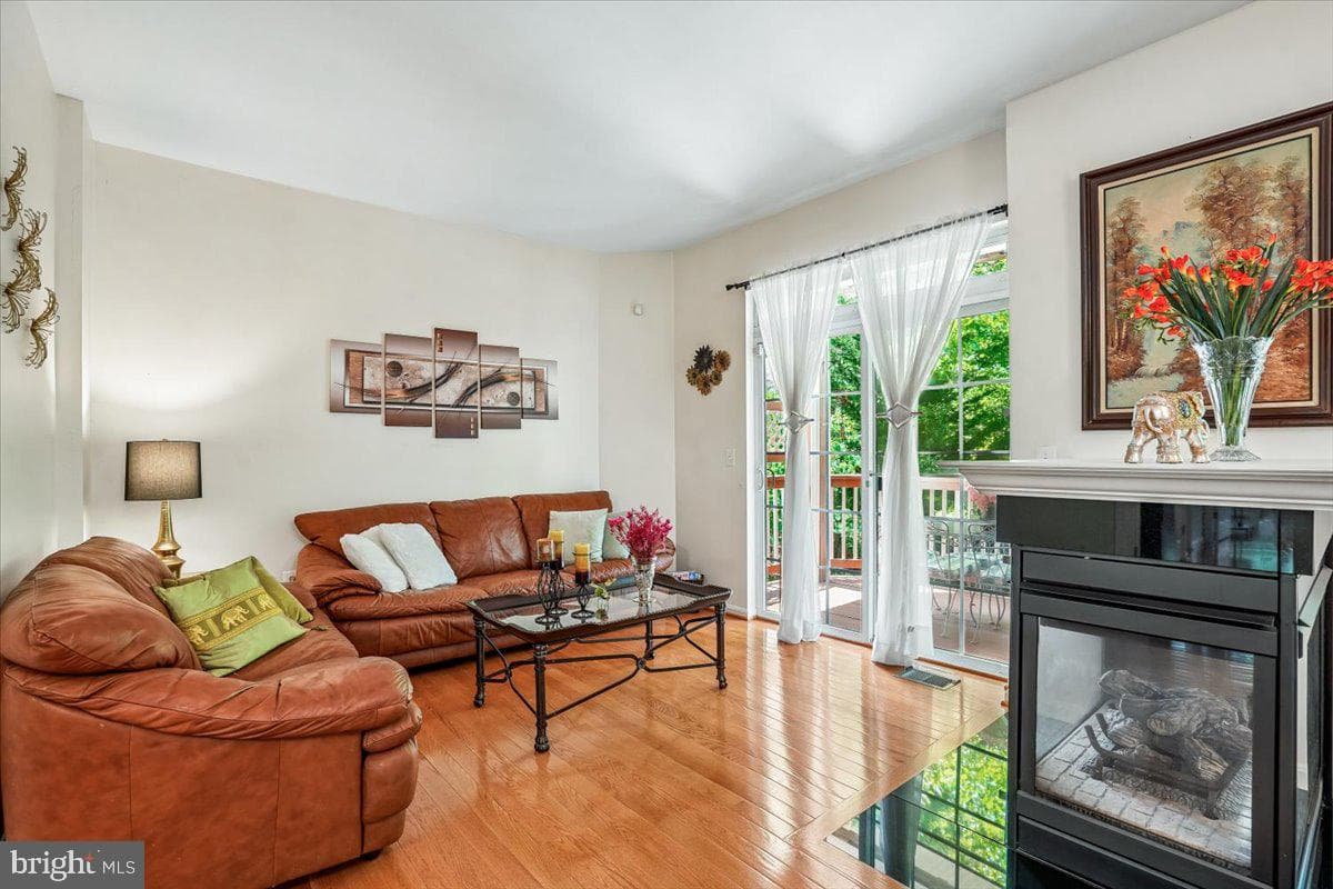 13806 Breezy Ridge Way photo 3