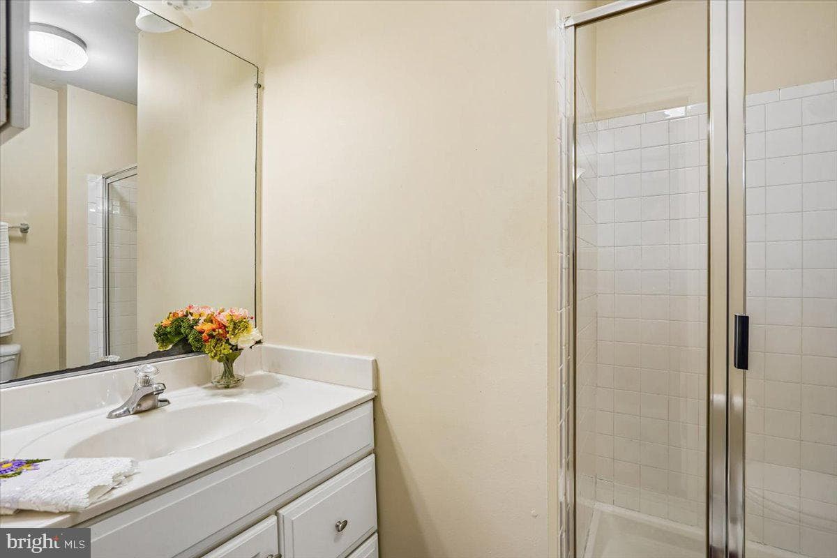 13806 Breezy Ridge Way photo 34
