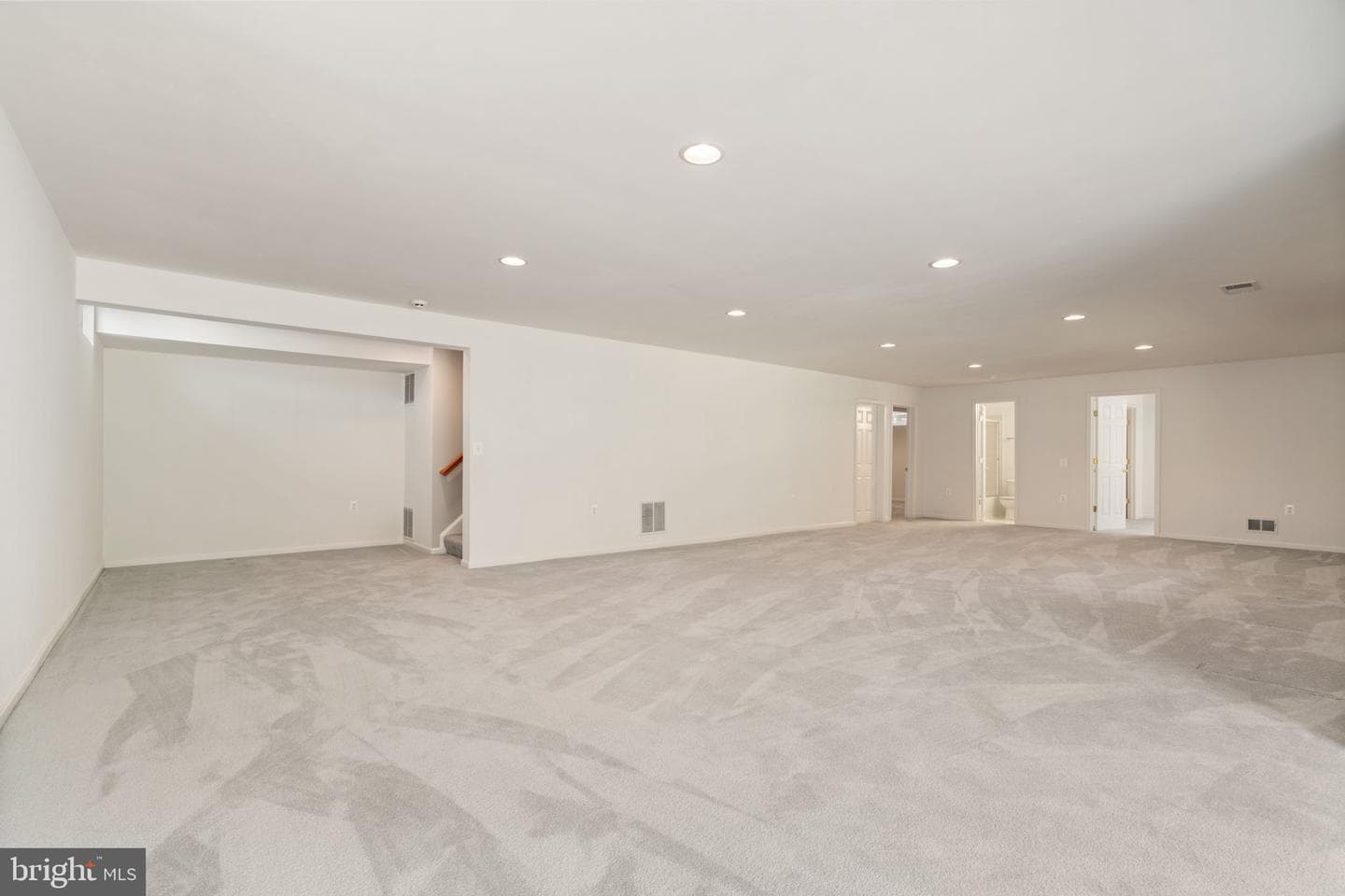 17633 Four Seasons Drive photo 35
