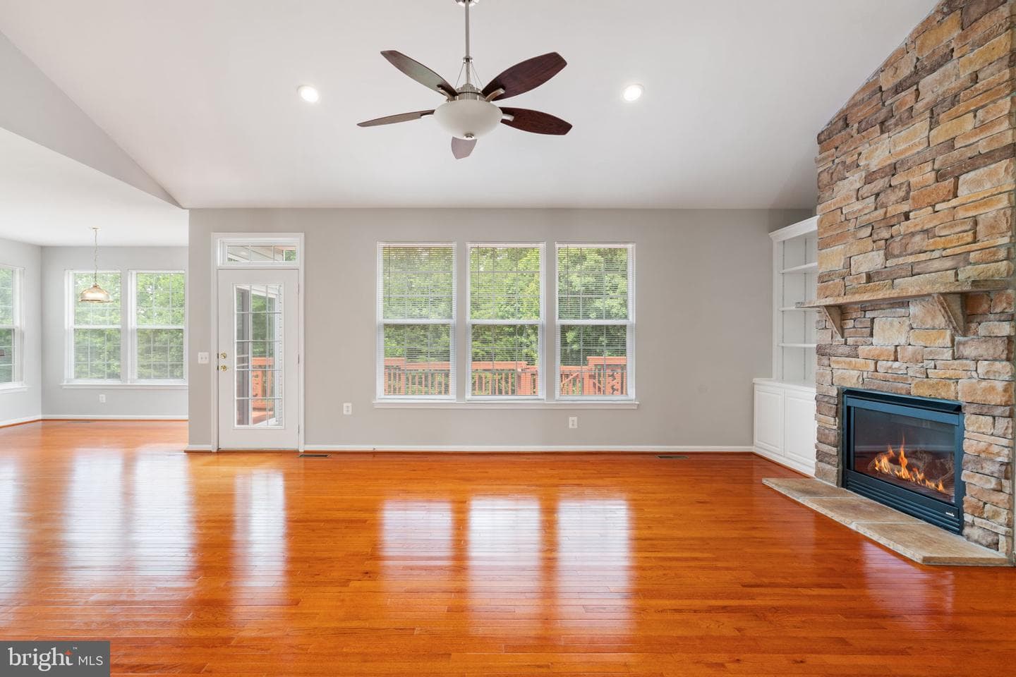 17633 Four Seasons Drive photo 8