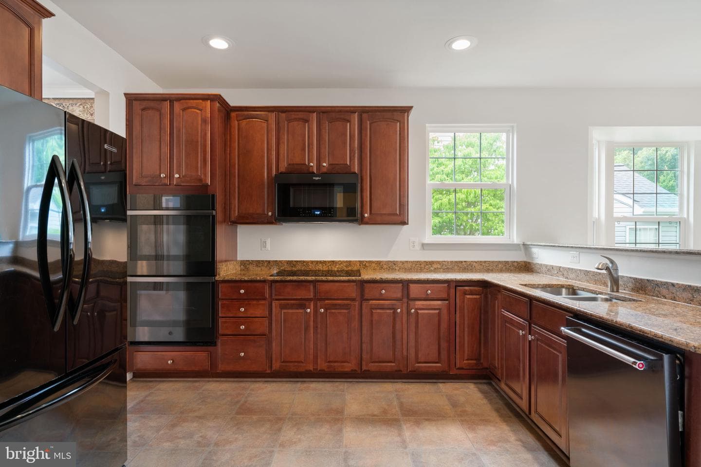 17239 Four Seasons Drive photo 12
