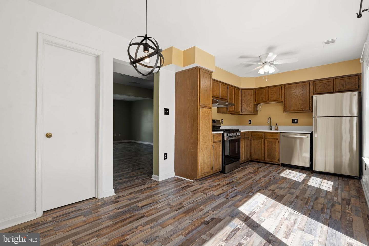 14325 N Park Court photo 15