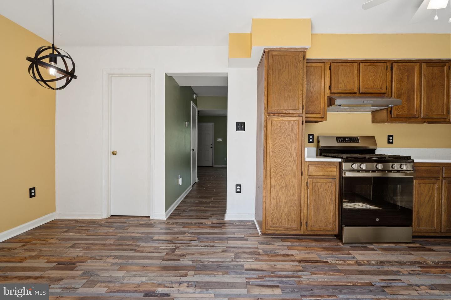 14325 N Park Court photo 28