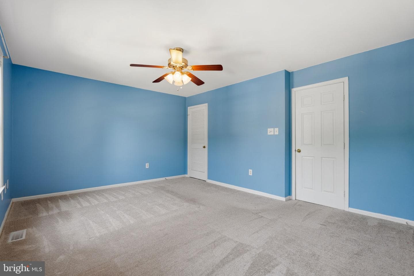 14325 N Park Court photo 32