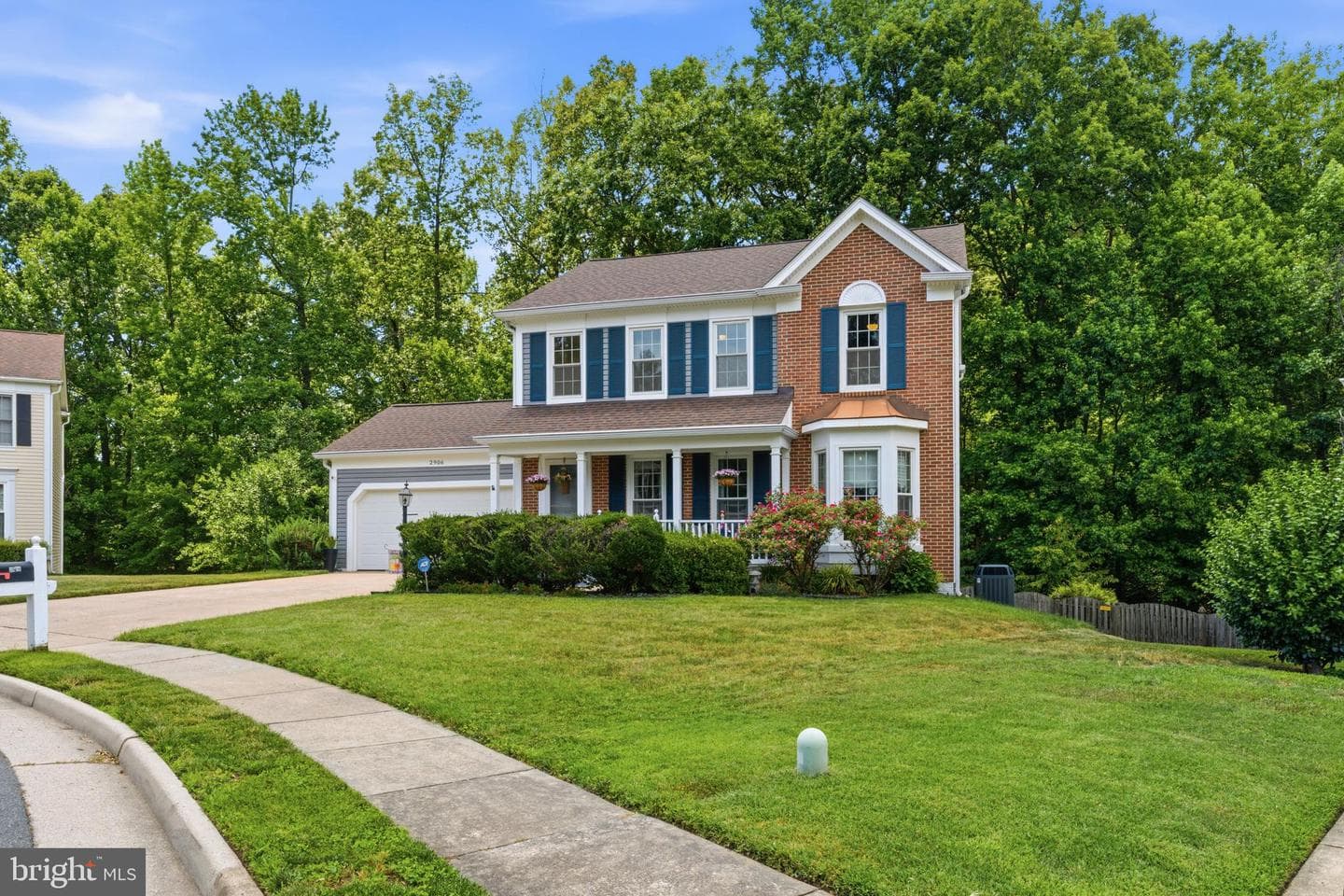 2906 Chevoit Hill Court photo 4