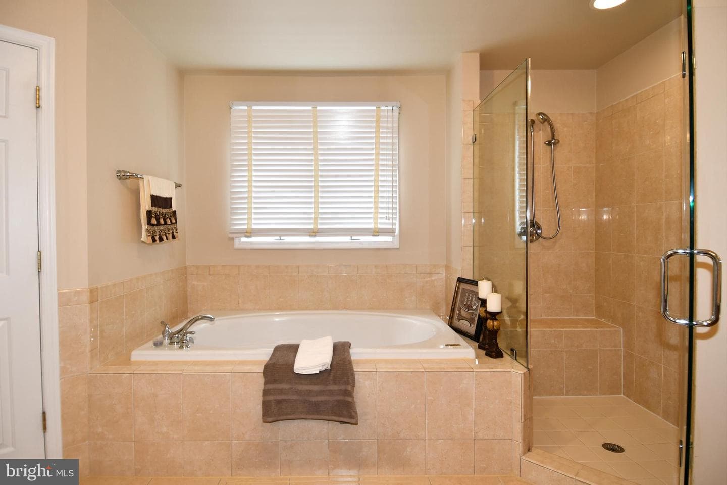 14093 Burnley Glen Court photo 52