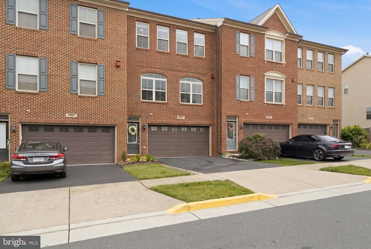 6833 William White Way photo 3
