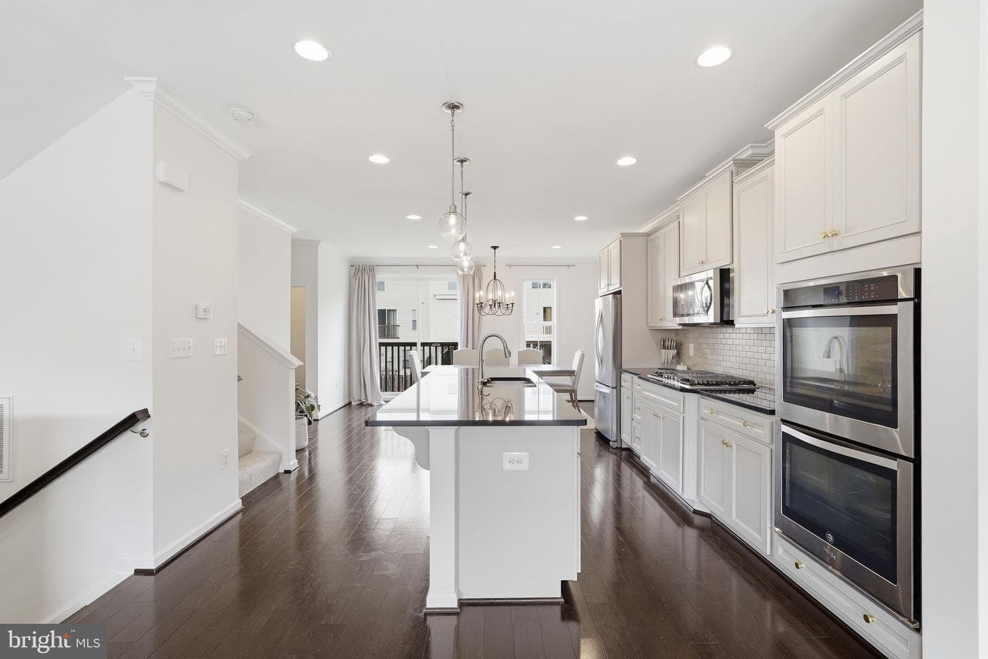 6833 William White Way photo 5