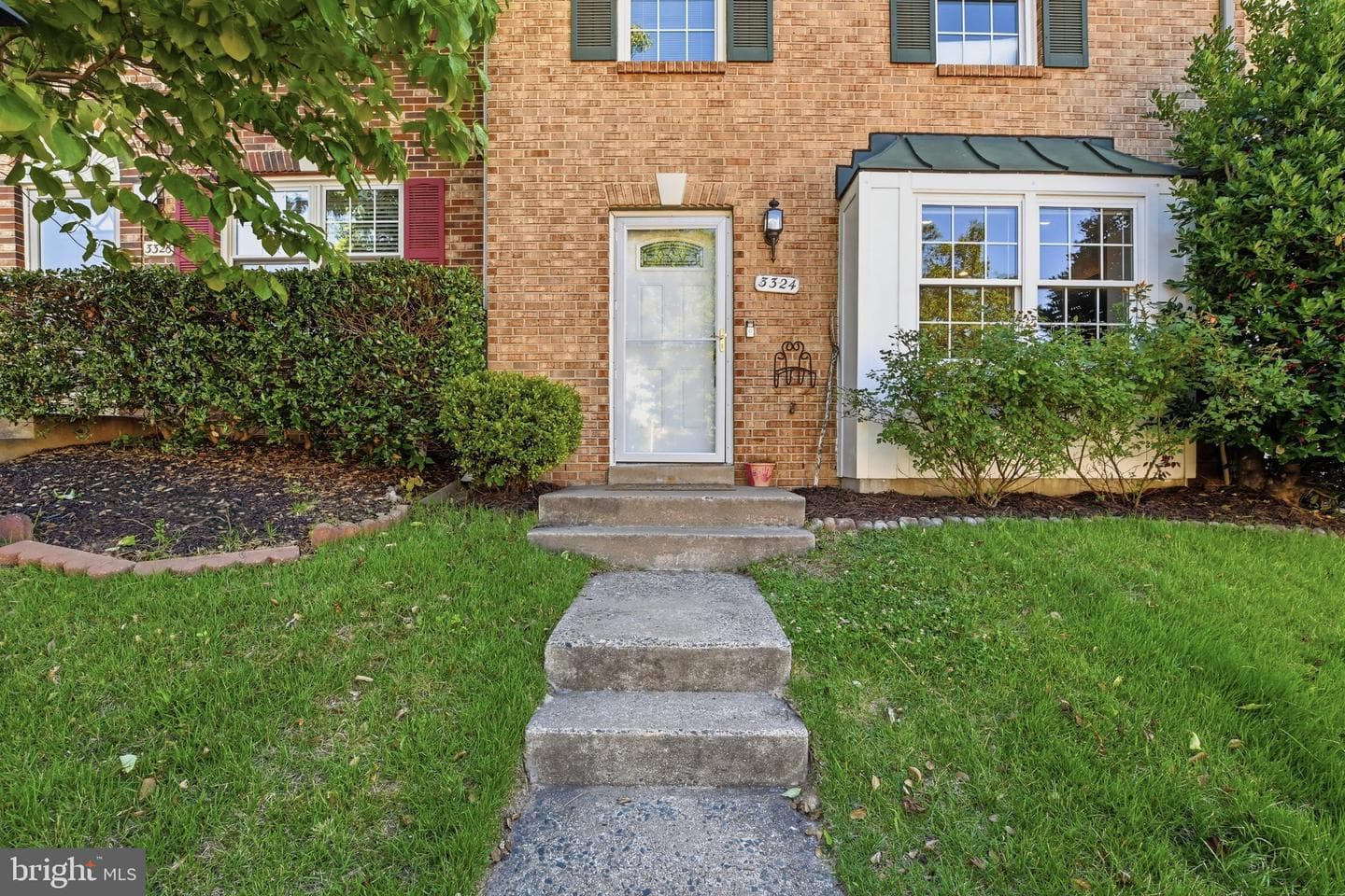 3324 Ladino Court photo 2