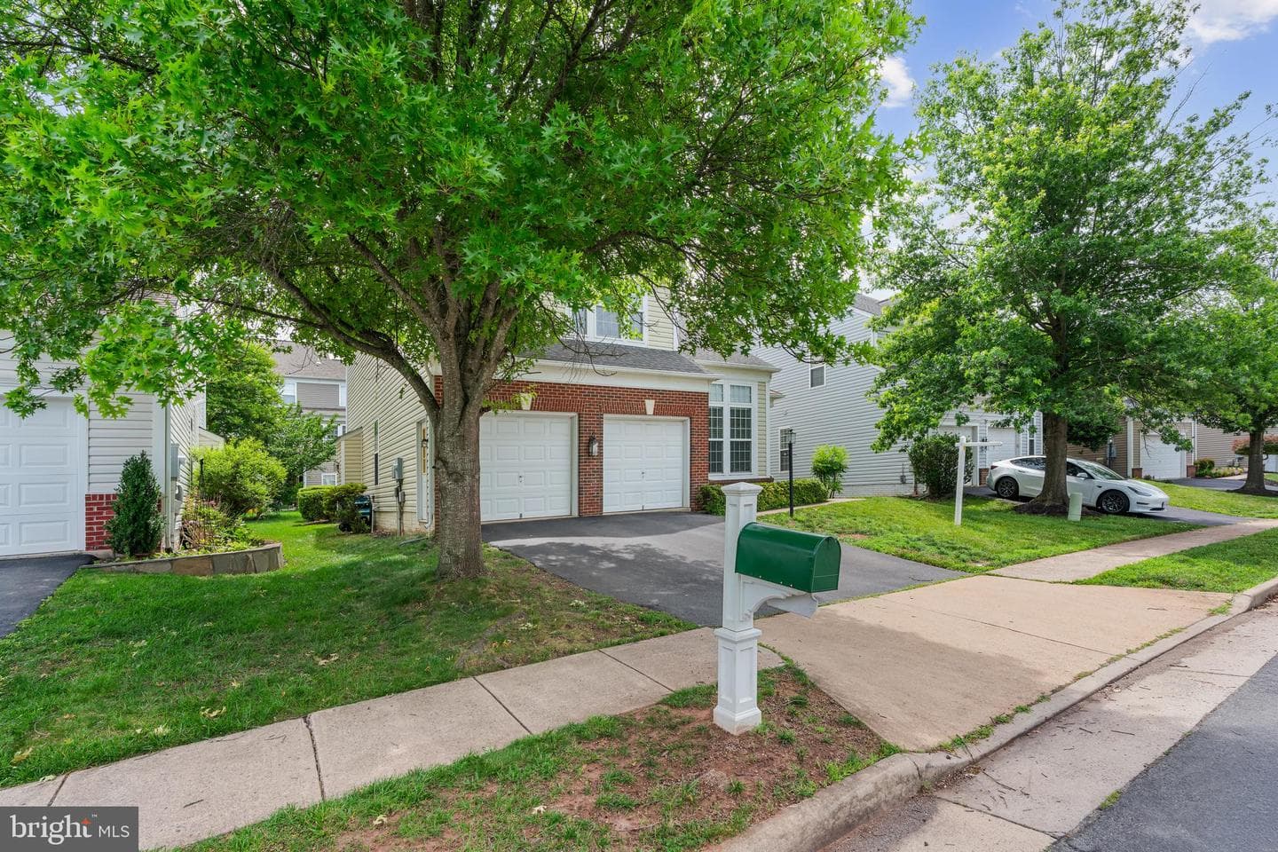 6009 Smooth Stone Place photo 3