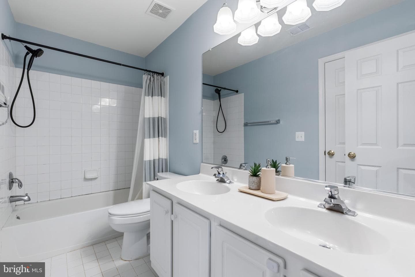 6009 Smooth Stone Place photo 38