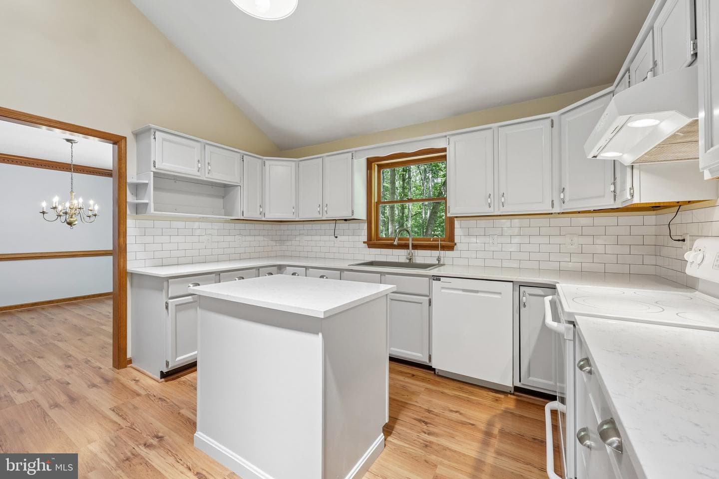 13437 Bristow Road photo 20