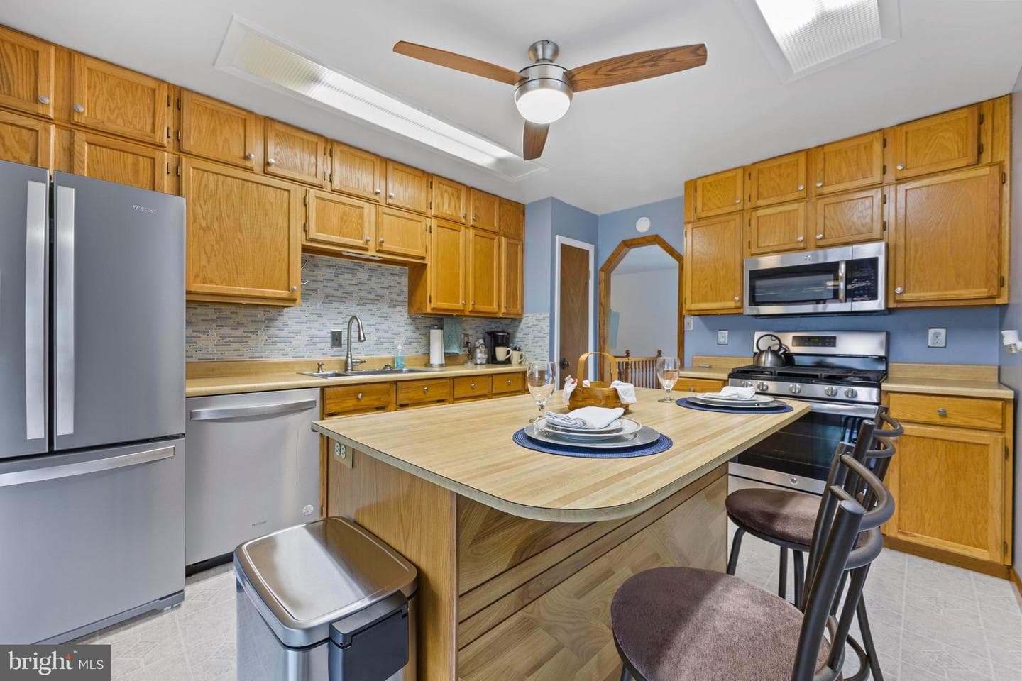 13501 Kelmont Court photo 13