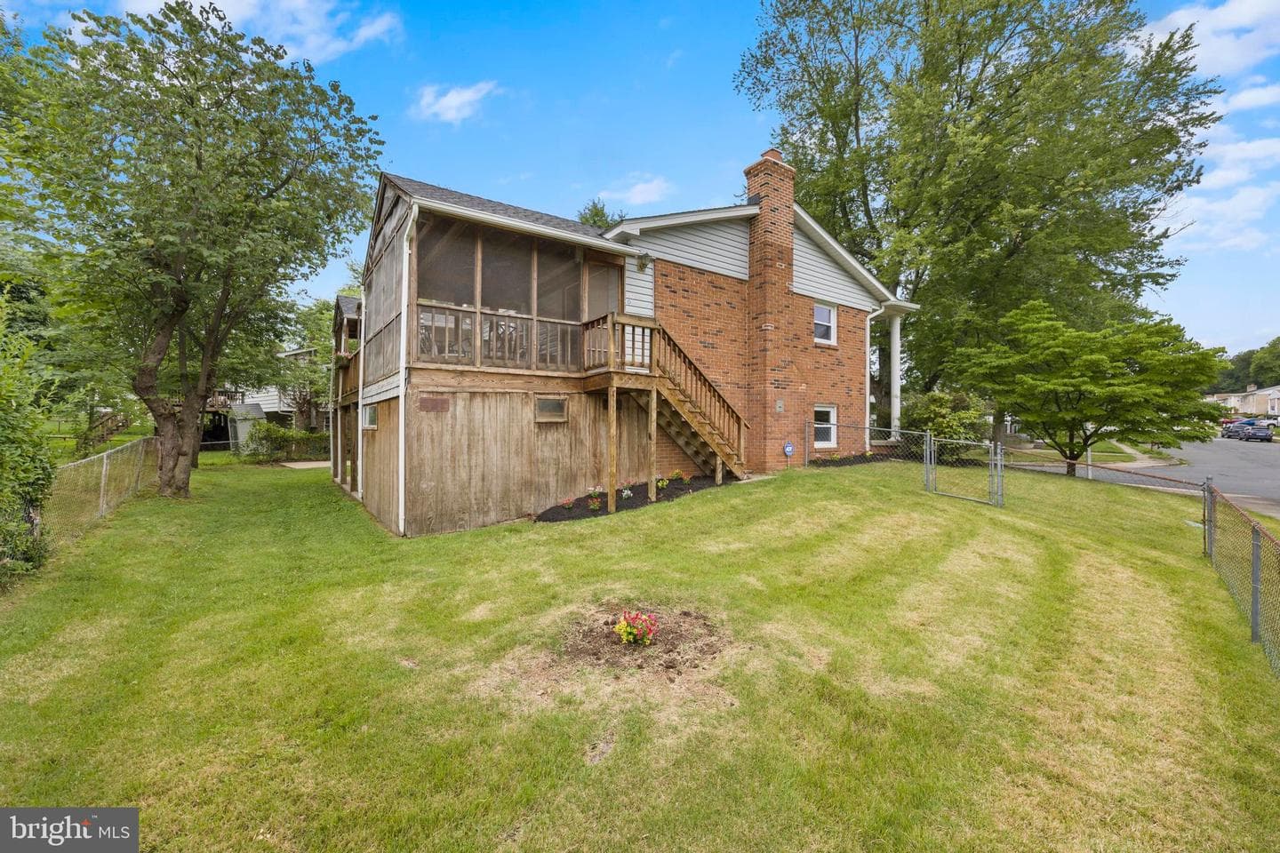 13501 Kelmont Court photo 40
