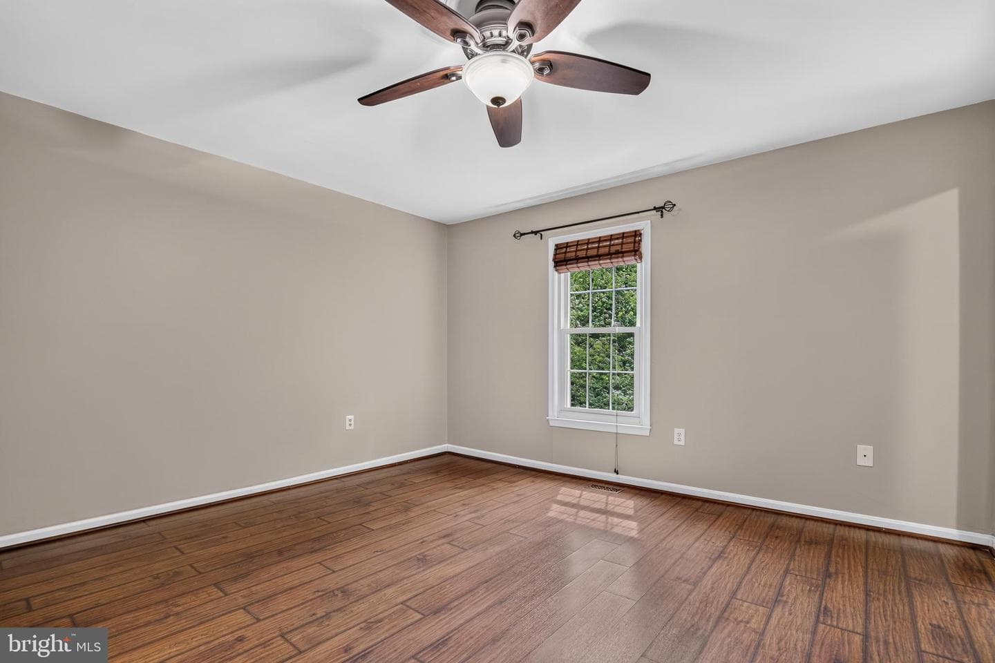 12104 Winona Drive photo 27